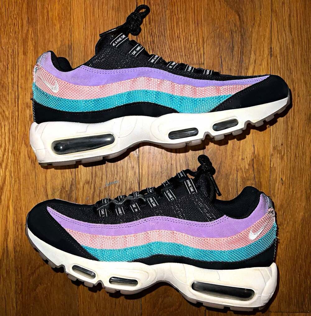Nike Air Max 95 Have A Nike Day Smiley Men Size 8.5/Women 10 RARE!
